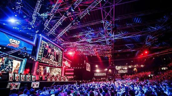 发挥决定性 发挥决定性